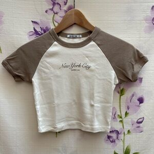 America Today White And Tan Graphic Cropped Short Sleeve Baseball T Shirt